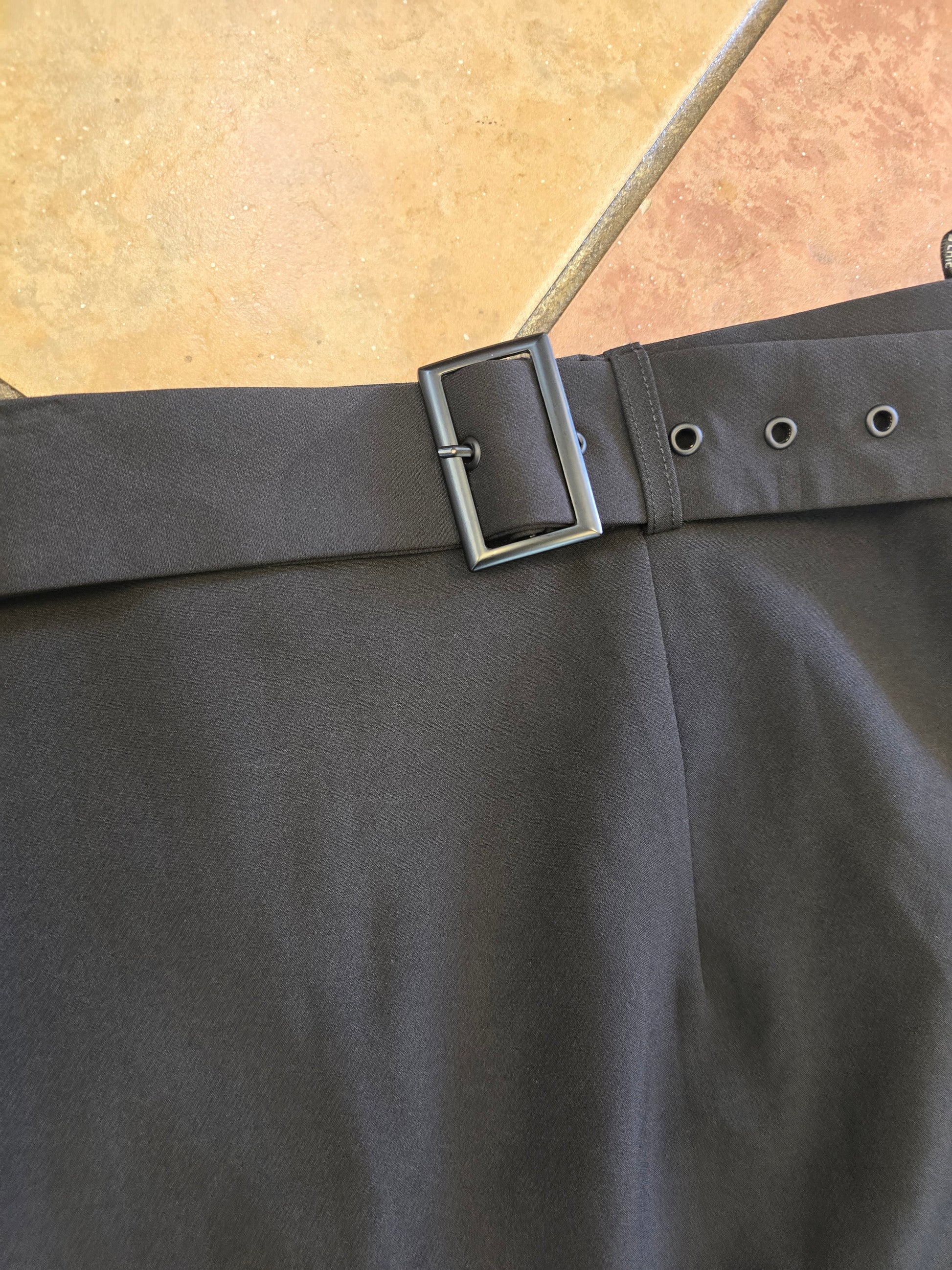 City Chic black skirt size 22 image 4