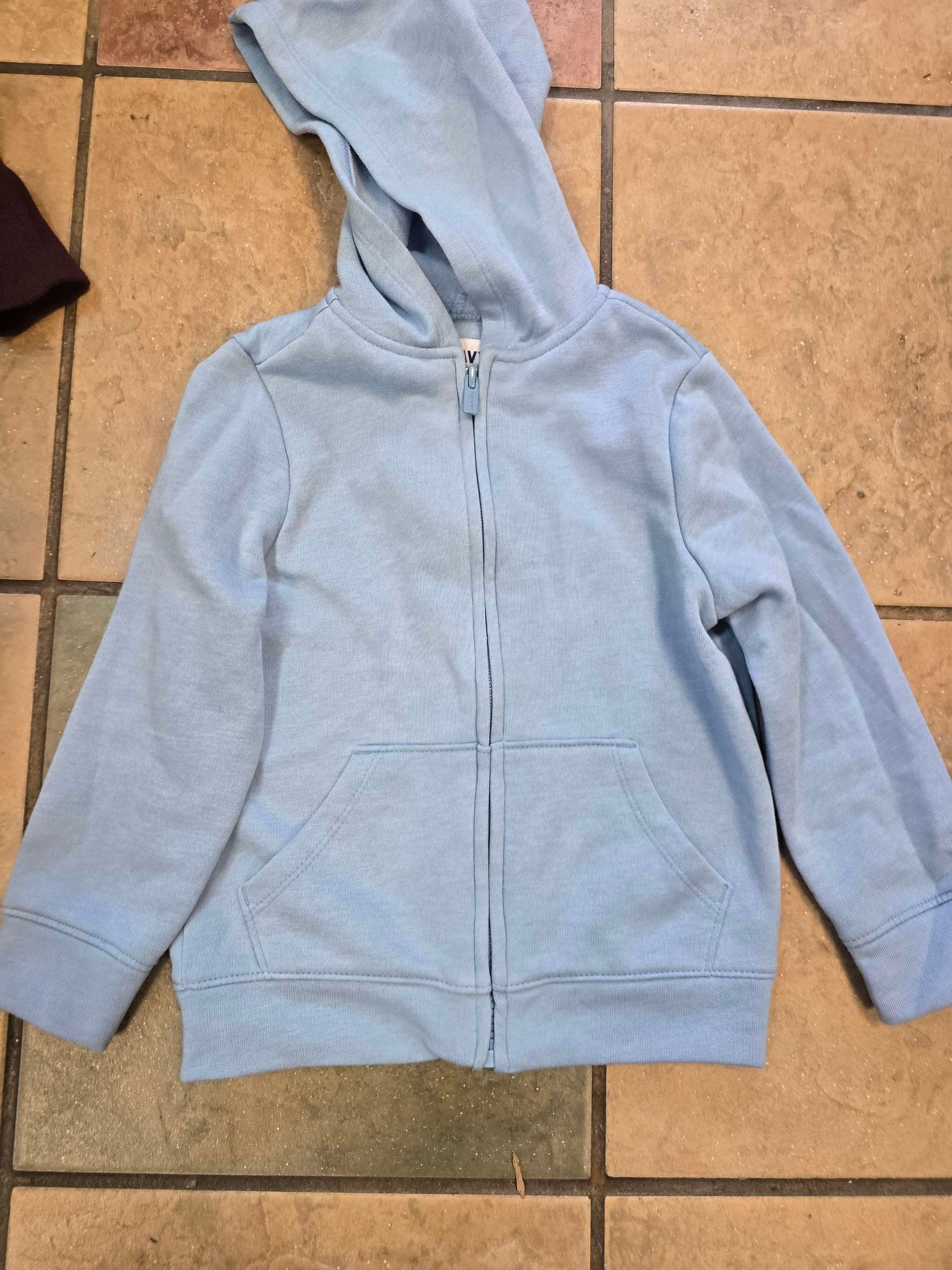 5t sweater bundle image 2