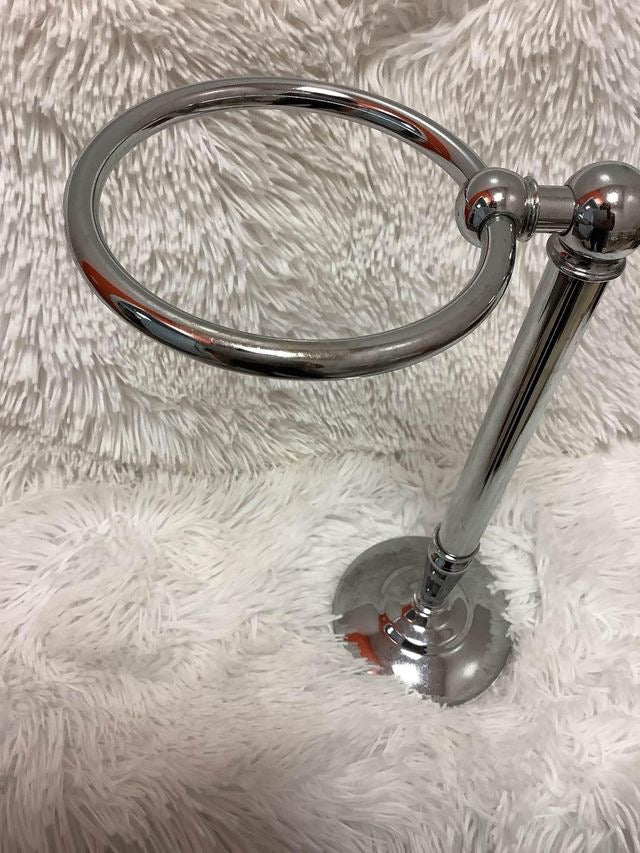 Silver two ring towel holder image 4