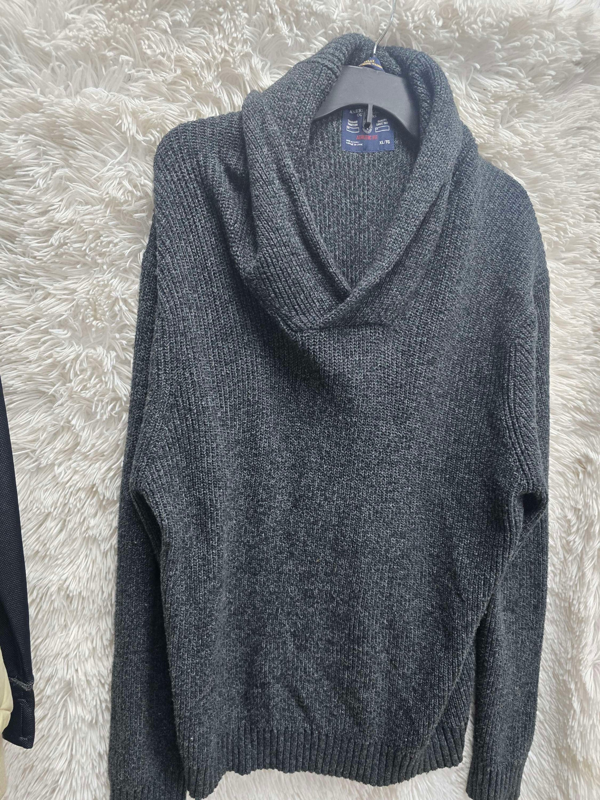 America Eagle athletic fit men sweater XL image 7
