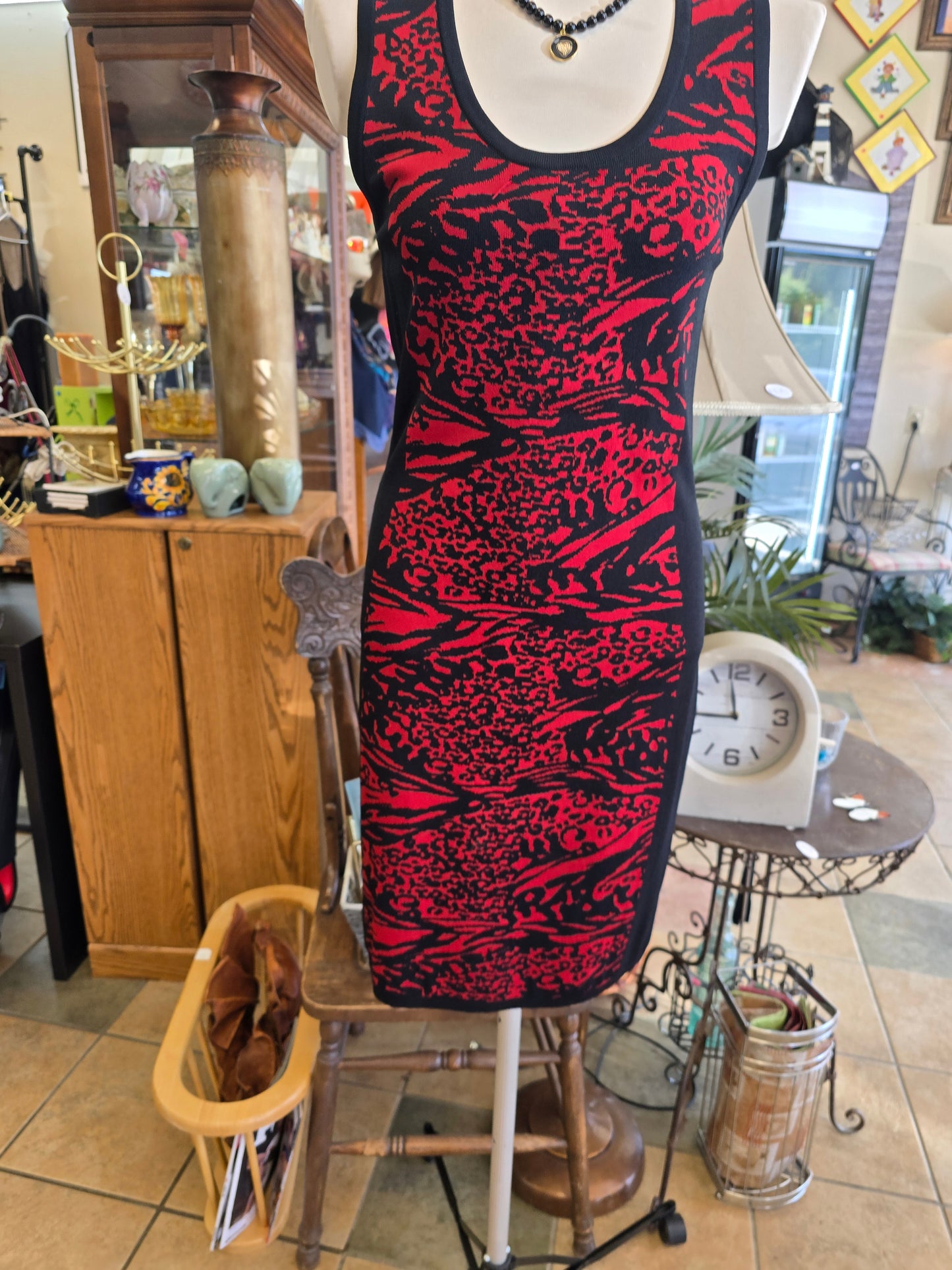 Black and red stretch dress size M image 4