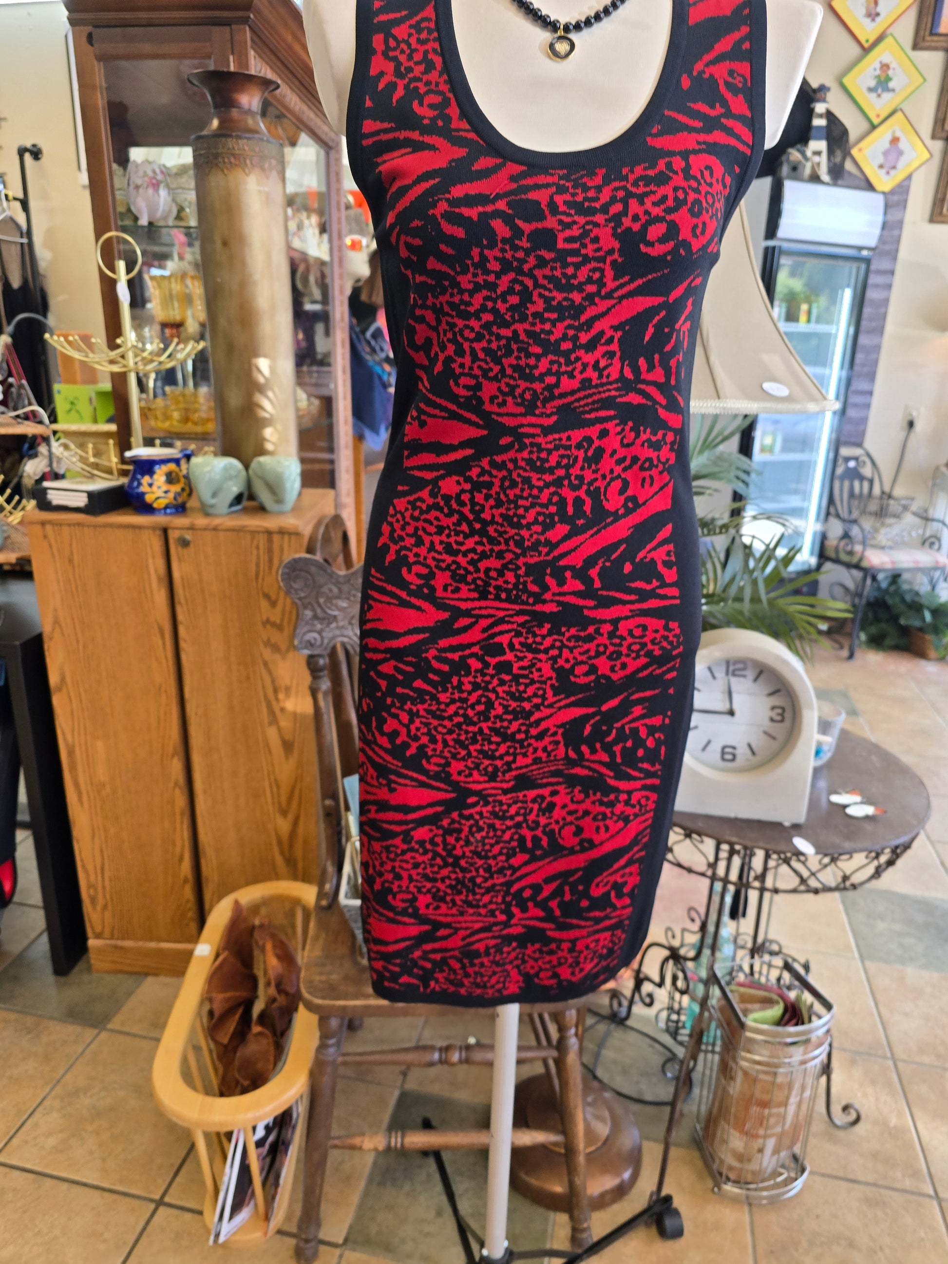 Black and red stretch dress size M image 4