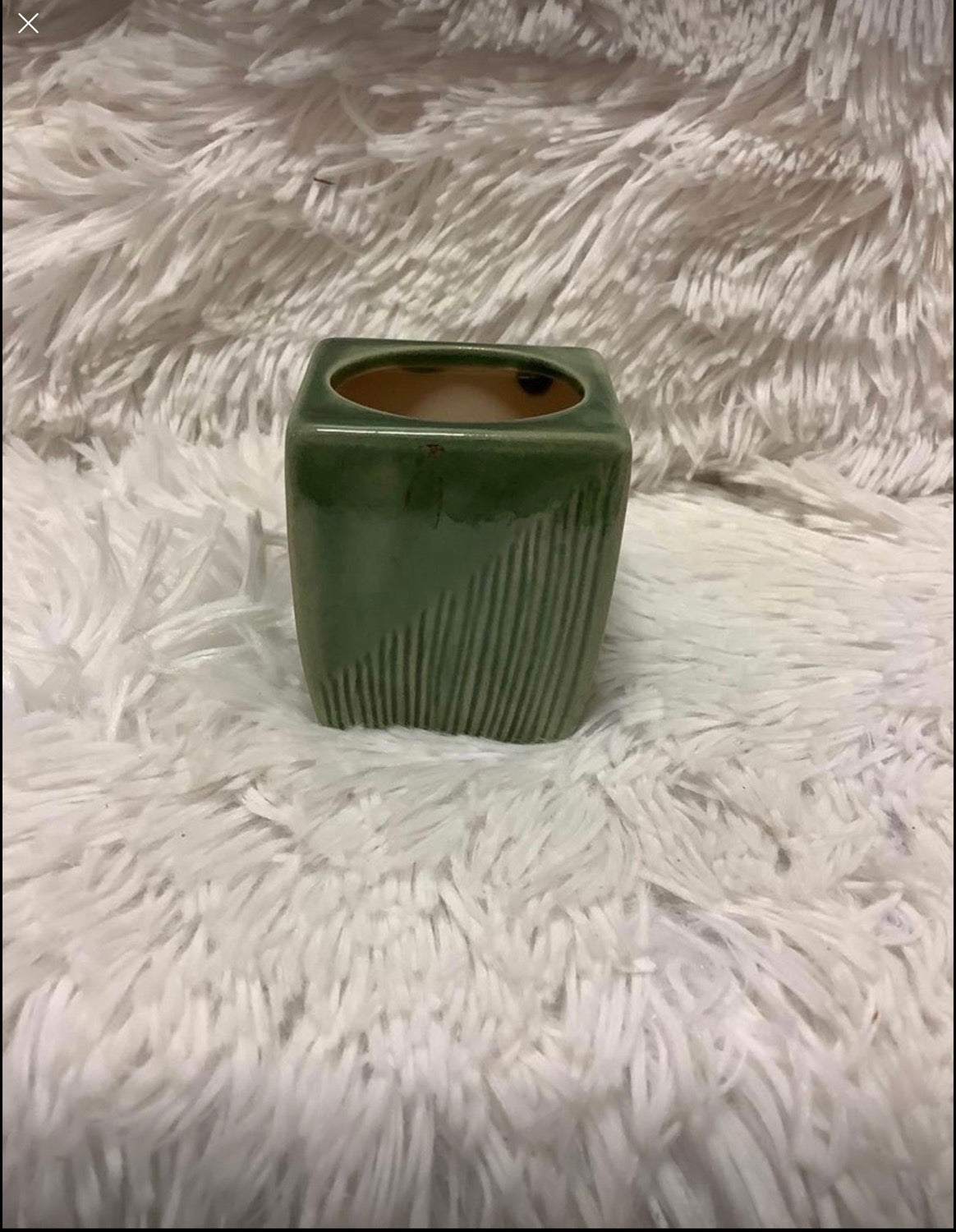 Small green candle holder image 0