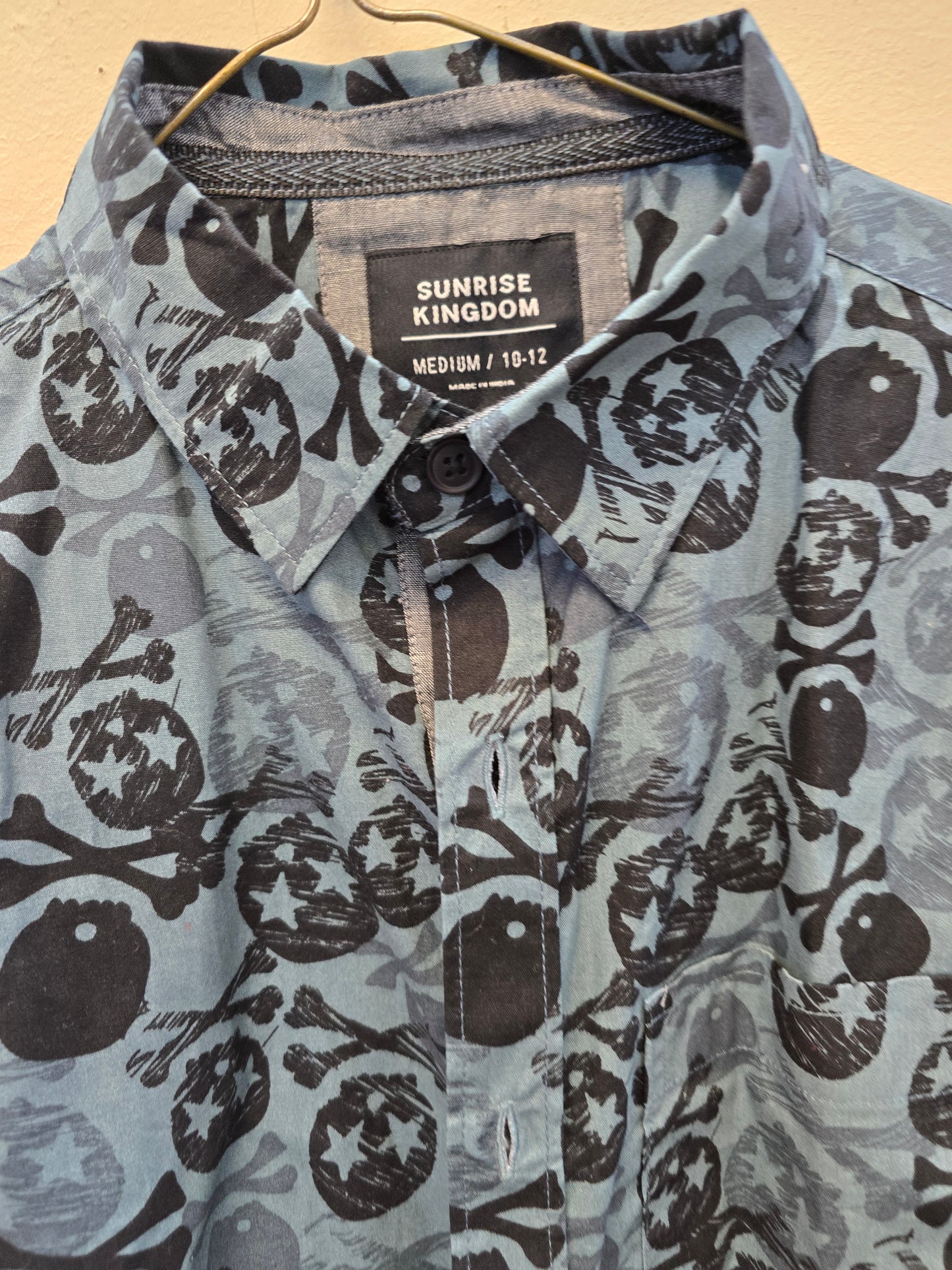 Boy shirt 10/12 image 2