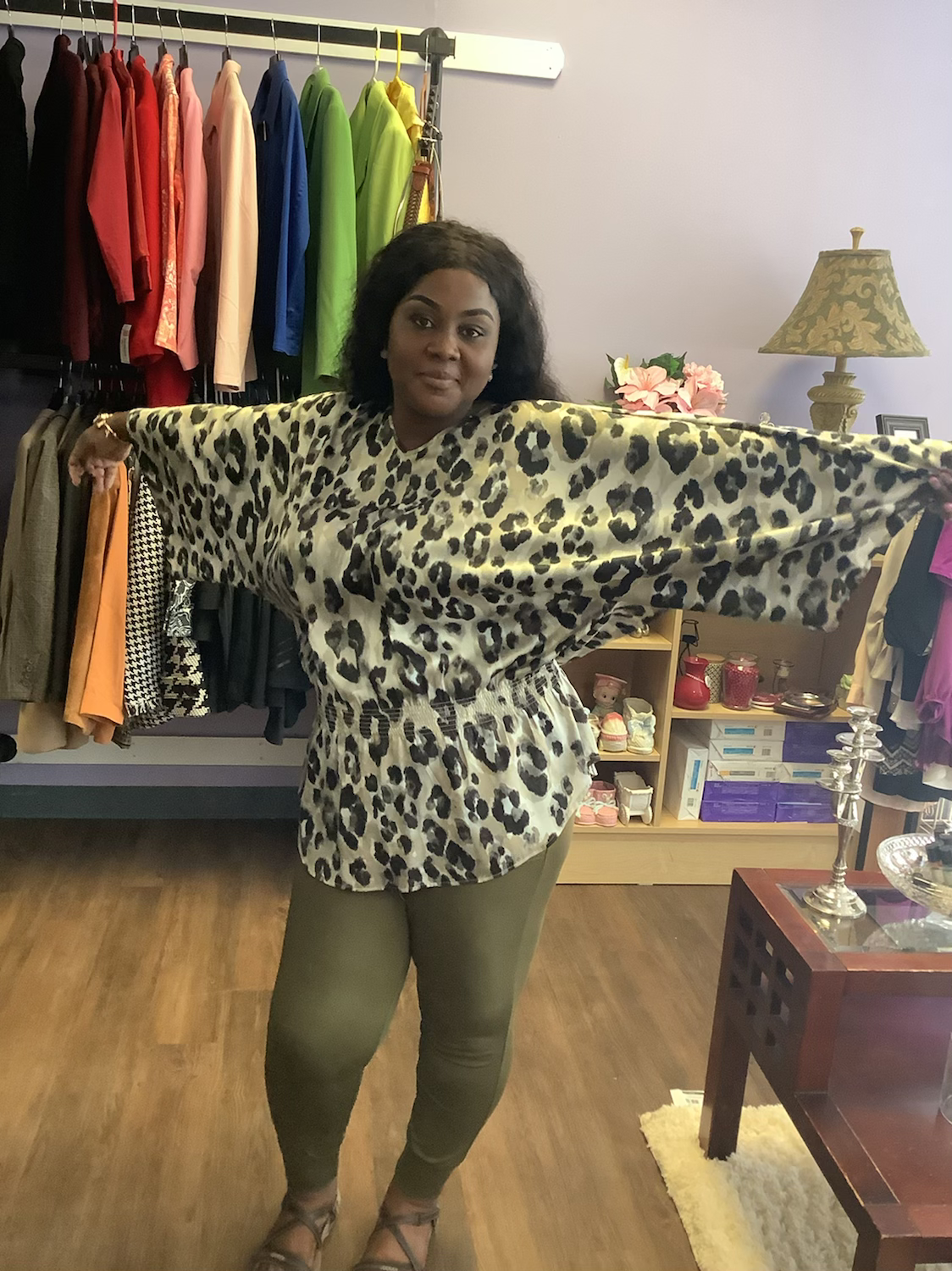 Leopard print blouse top - size 3 image 2