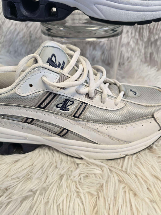 Logo Athletic men tennis shoe size 10 image 1
