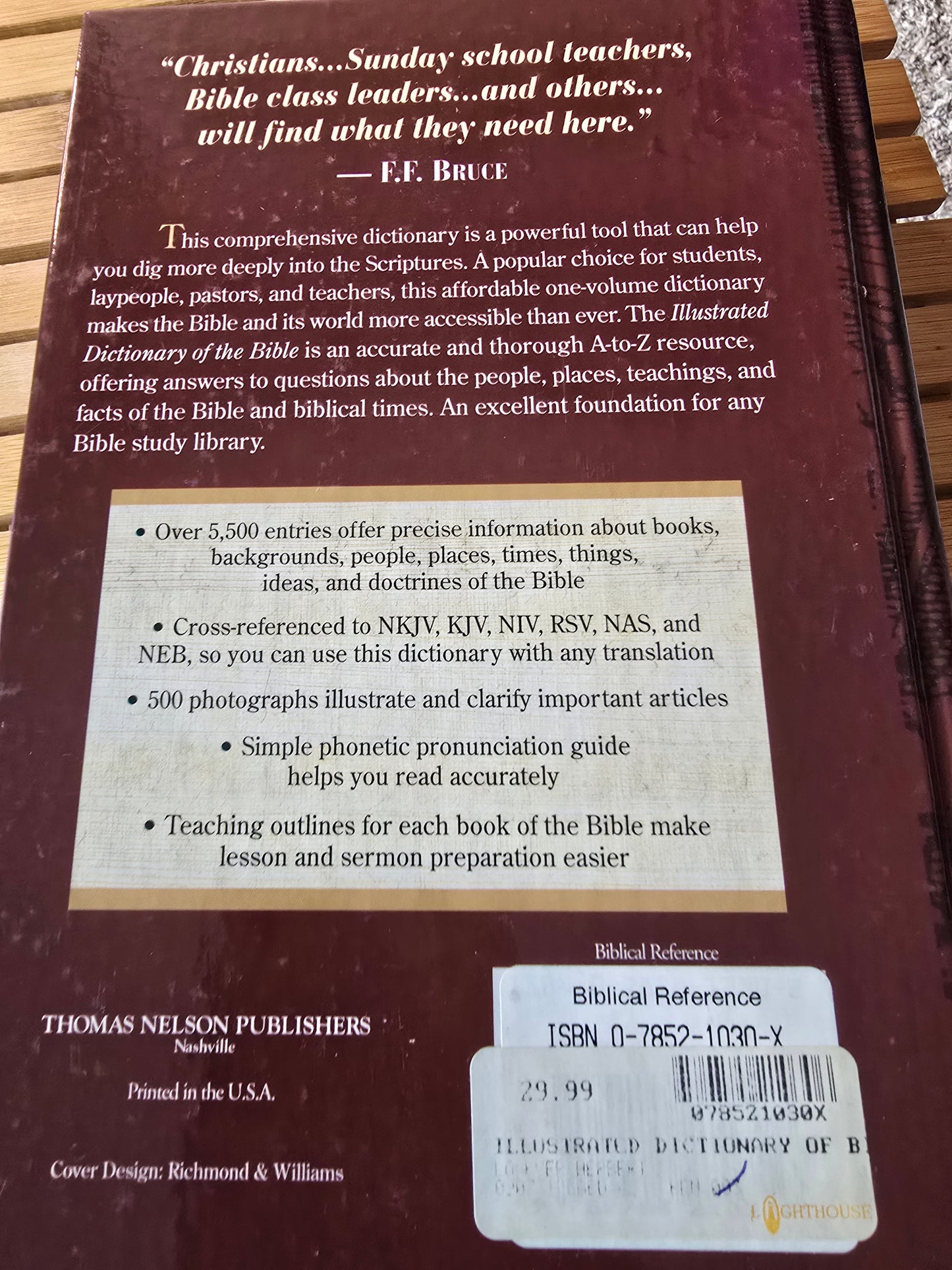 Illustrated Dictionary of the Bible – Herbert Lockyer Sr. – Hardcover Biblical Reference Book