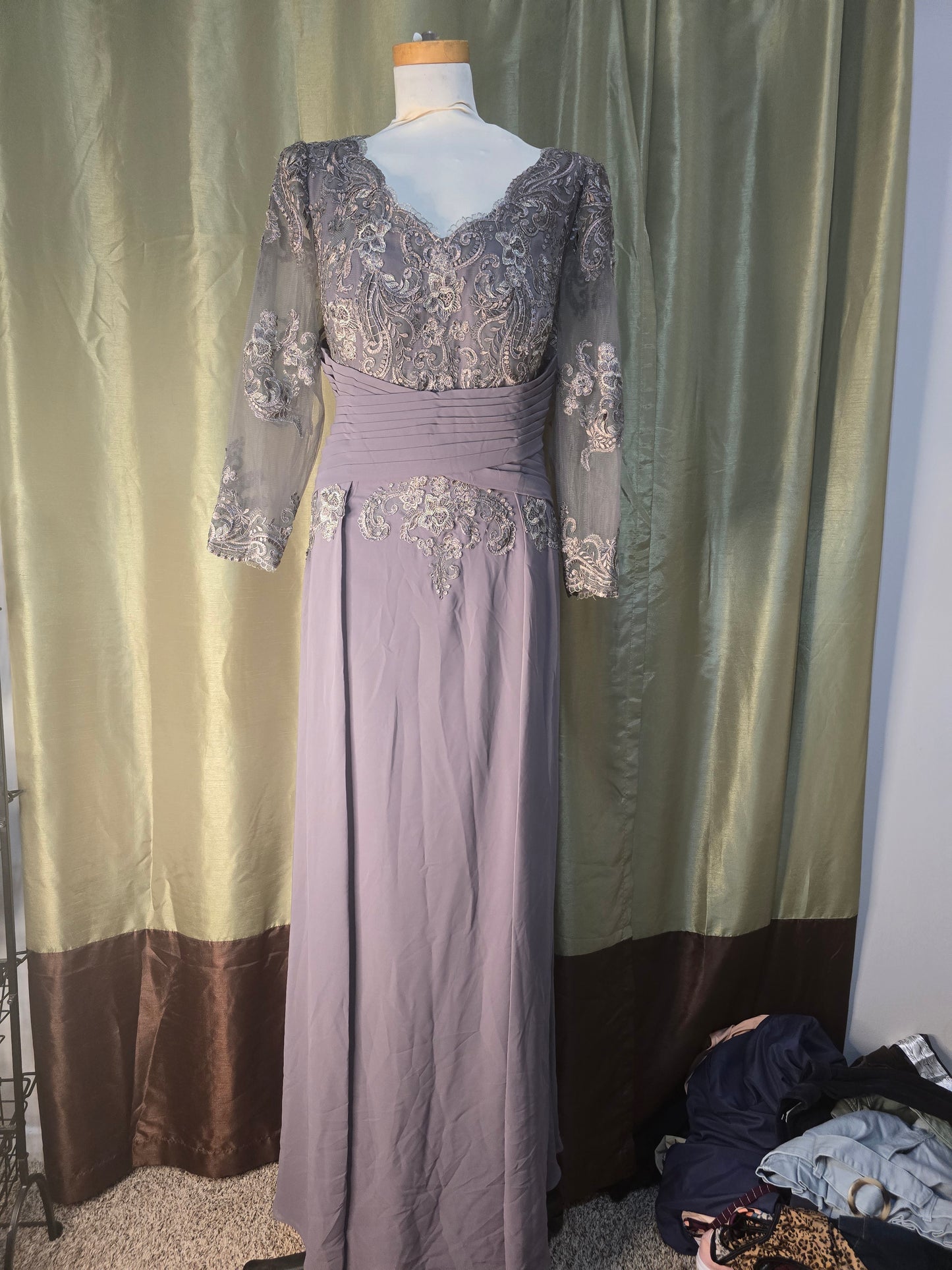 JJ's House Dusty Lavender Lace Formal Evening Gown – Women's Custom Size (See Measurements)