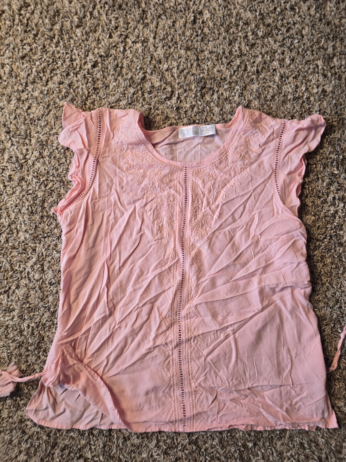 Time and Tru Women’s Large Pink Embroidered Flutter Sleeve Boho Top L 12-14