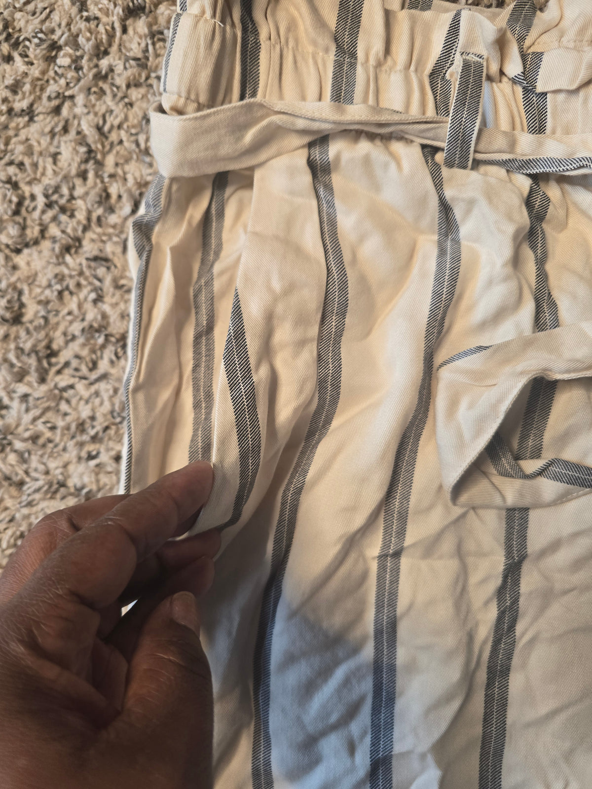 H&M Cream & Black Striped Wide Leg Paperbag Waist Pants Size 8