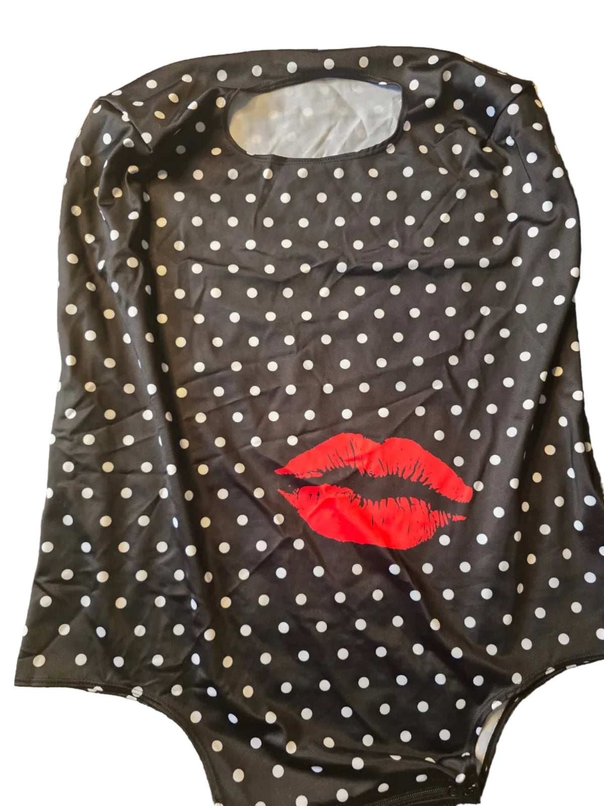Explore Land Polka Dot Luggage Cover Size M – Red Lips Kiss Print Suitcase Protector