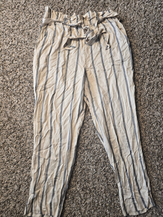 H&M Cream & Black Striped Wide Leg Paperbag Waist Pants Size 8