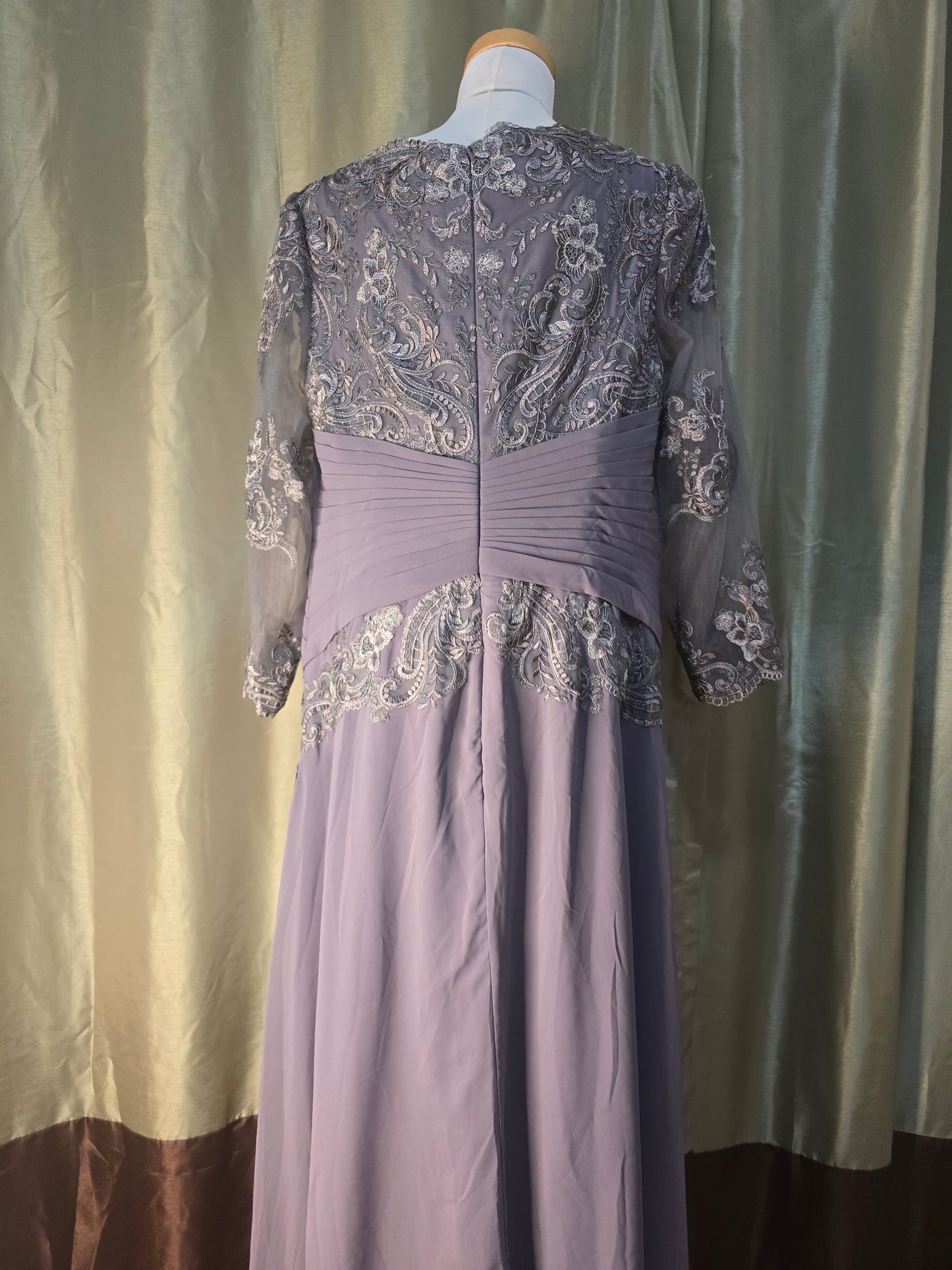 JJ's House Dusty Lavender Lace Formal Evening Gown – Women's Custom Size (See Measurements)
