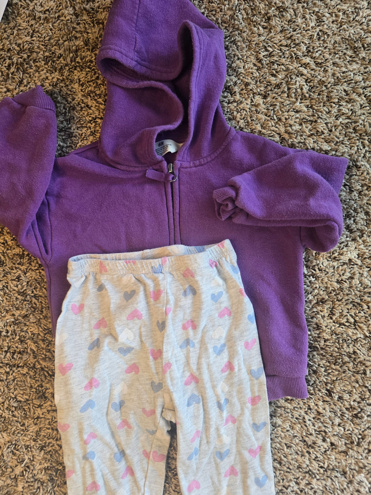 Girls H&M Purple Zip-Up Hoodie & DKNY Heart Print Leggings Set Size 4